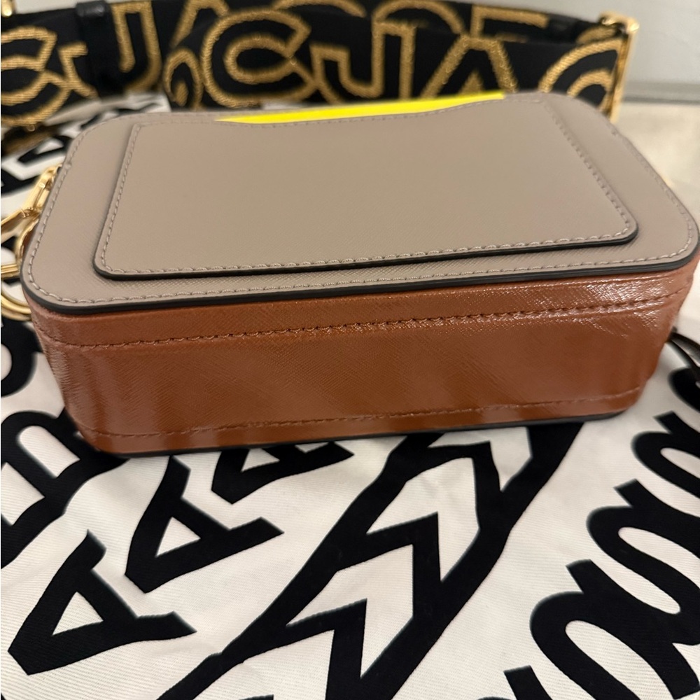 New Marc Jacob’s Snapshot Leather bag - Picture 6 of 7